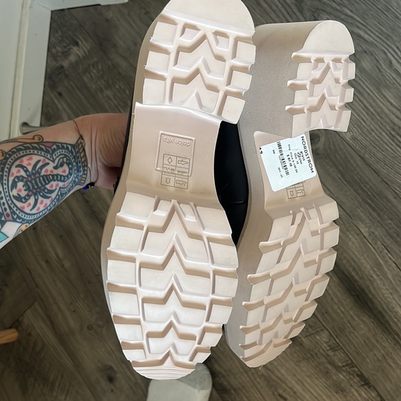 Dolce Vita Loafer - Picture 3 of 6